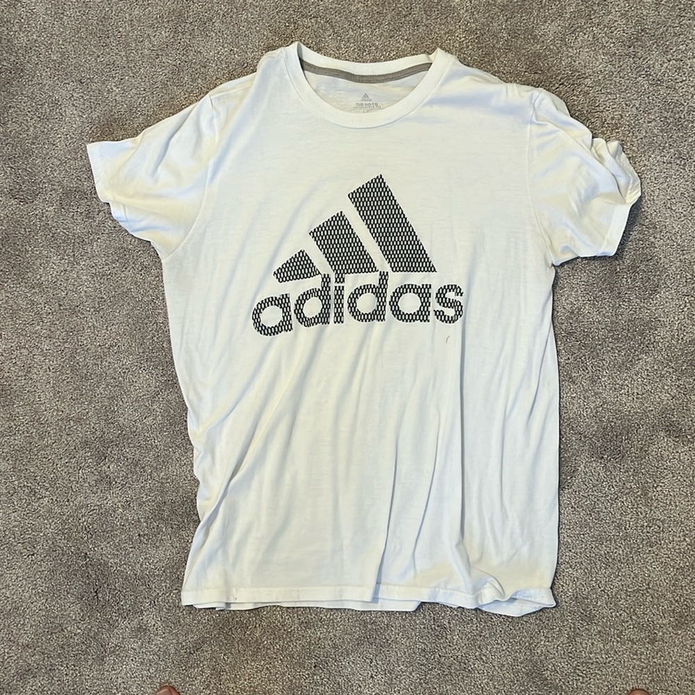 ADIDAS large tshirt